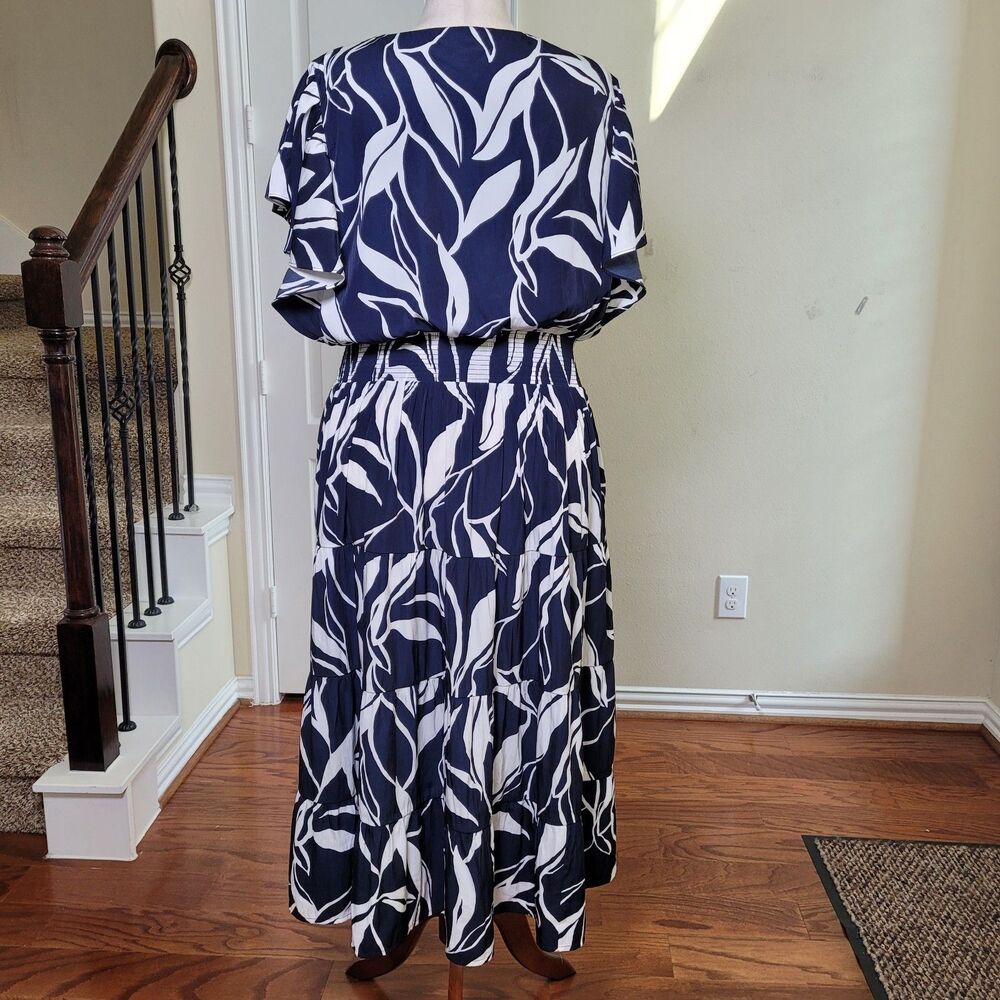 Chico's Floral Tiered Smocked Waist Maxi Dress Blue White Women 16 (Size 3) - Picture 6 of 17